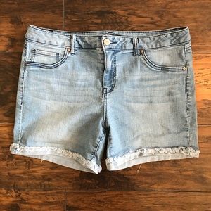 d. Jeans Denim Shorts Size 14